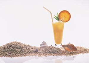 府中の創作料理と厳選お酒が楽しめる「都夏 府中」：新鮮な馬刺しと府中近郊の旬菜を堪能できるお店